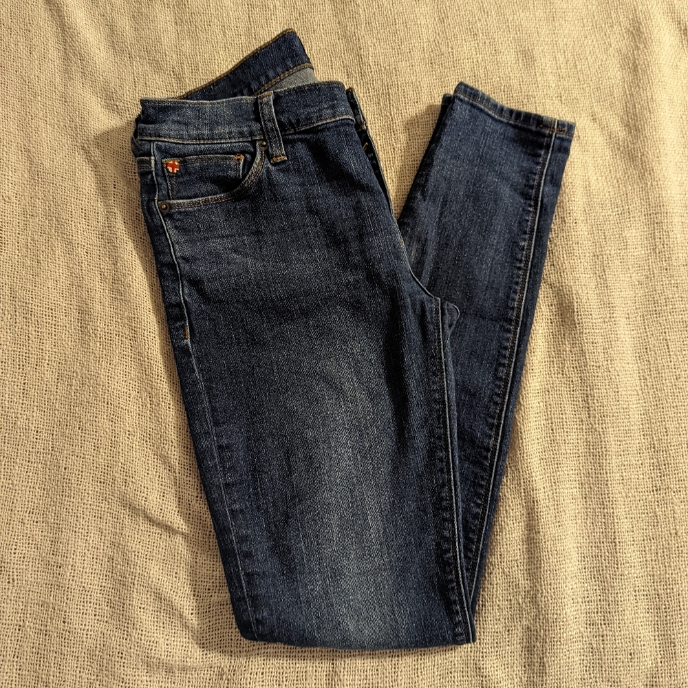 Hudson Super Skinny Jeans Size: 28